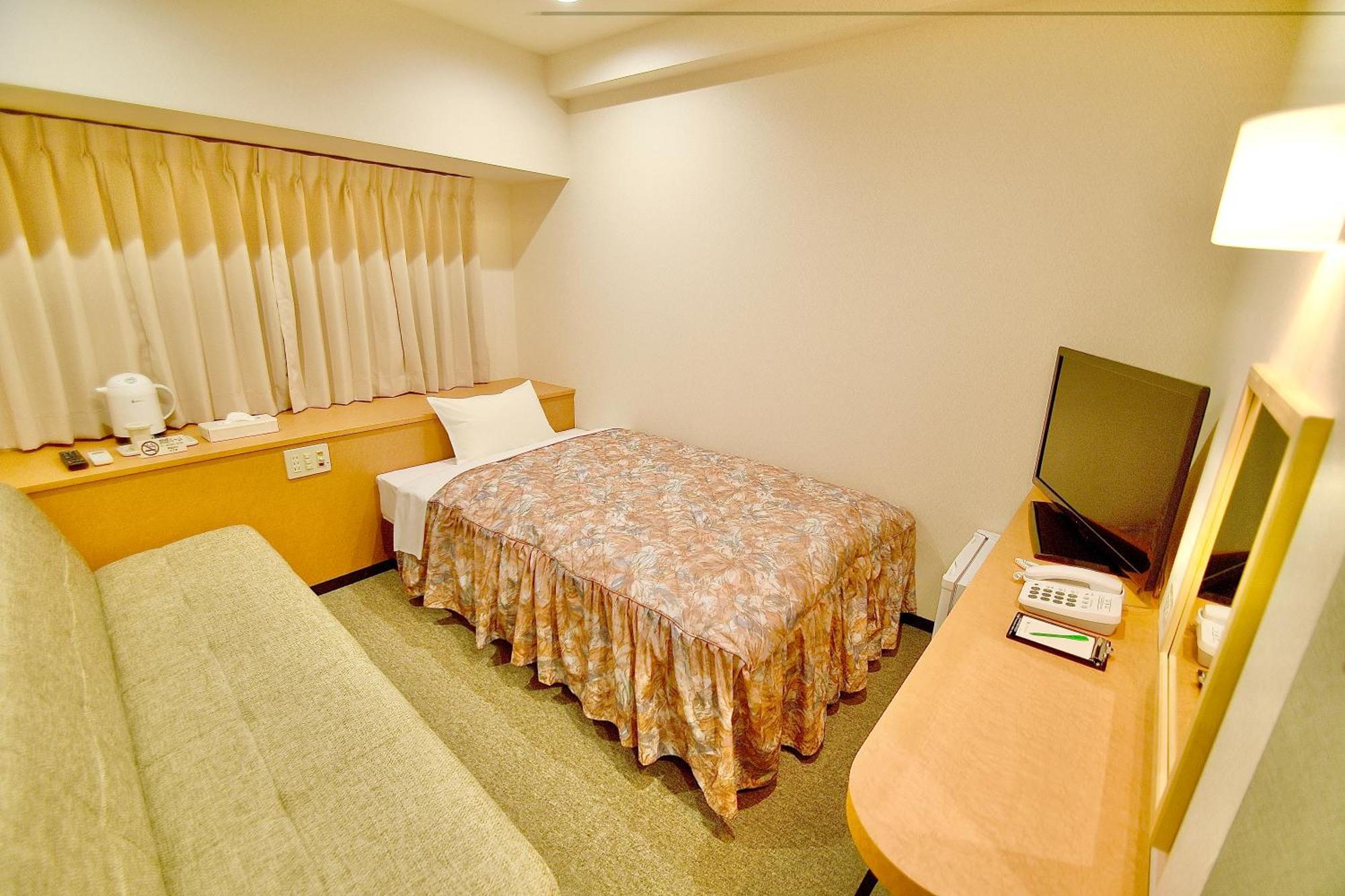 Universal Karasuma 3* 京都